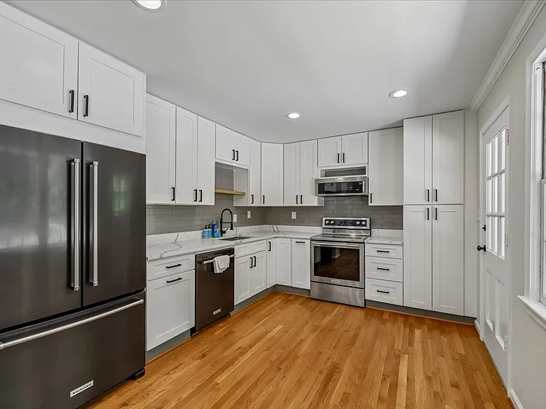 11506 Stonewood Ln — Photo 17