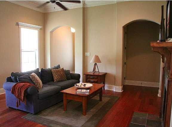 2nd image of 304A Harbor Bend Blvd