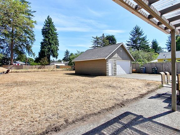3rd image of 8329 Leona Way SW