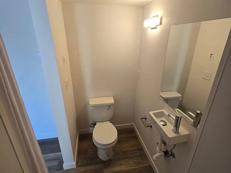 Bode Luna Park - 6 weeks Free & $99 Security Deposit OAC — Photo 16