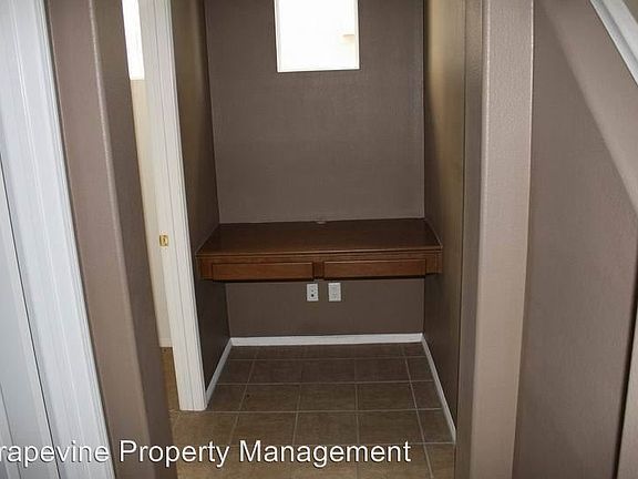 3rd image of 35814 Crickhowell Ave