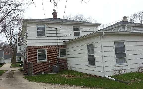 3rd image of 5011 N Kent Ave