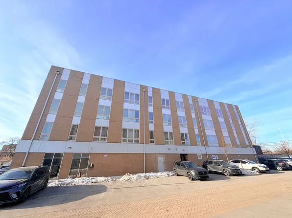 3218 S Archer Ave Unit 201, Chicago, IL 60608