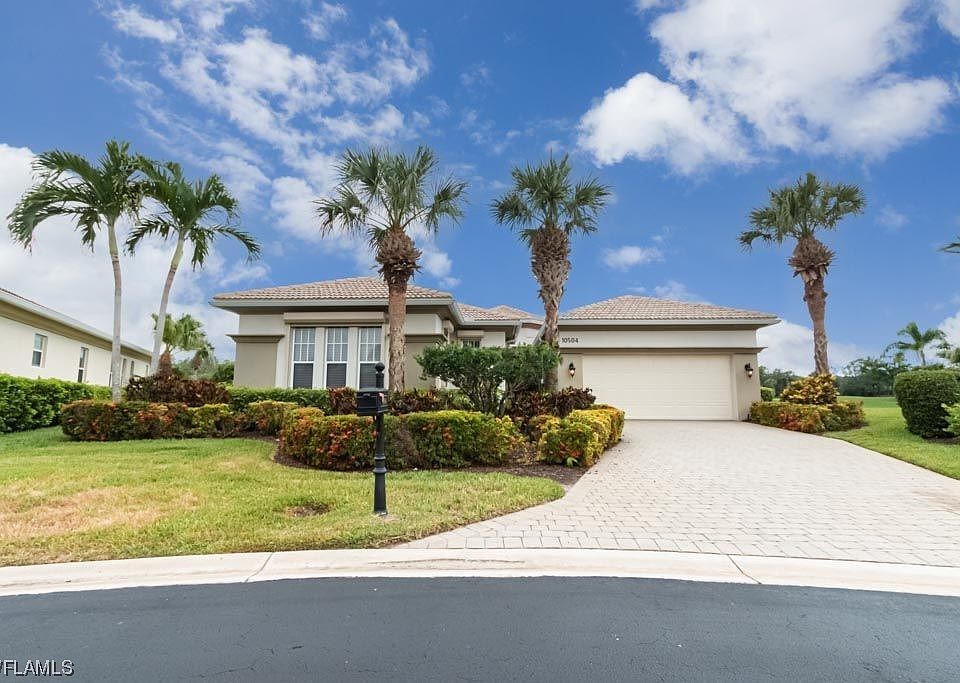1st image of 10504 Bellagio Dr