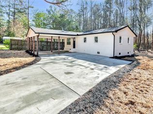 3213 Ridgecrest Dr, Powder Springs, GA 30127