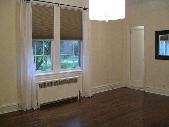 4th image of 25 Parkview Ave