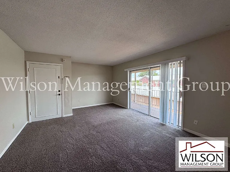 525 Georgetown Dr — Photo 9