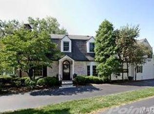 11 Berkley Ln, Saint Louis, MO 63124