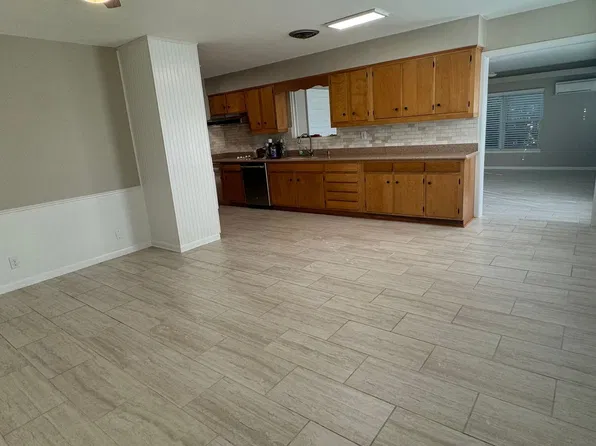 322 Shropshire Dr, San Antonio, TX 78217