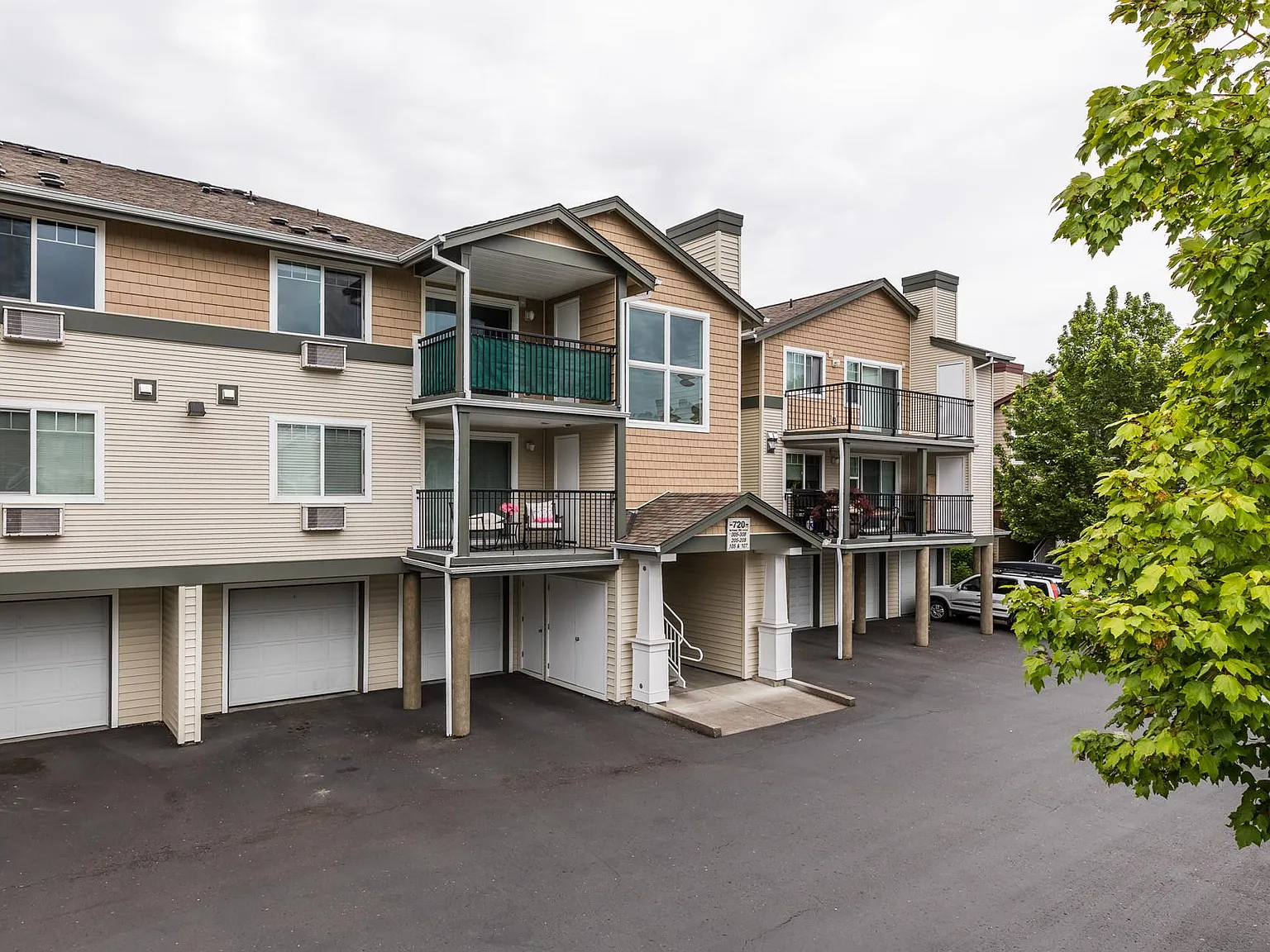 1 bed, 650 sqft, $1,550 — Photo 1