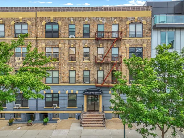 1423 31st Avenue #4E, Long Island City, NY 11106