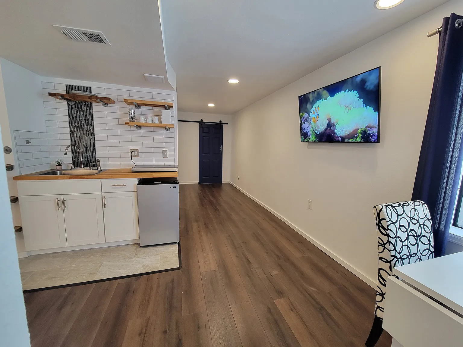 E 104th Pl, Commerce City — Photo 4