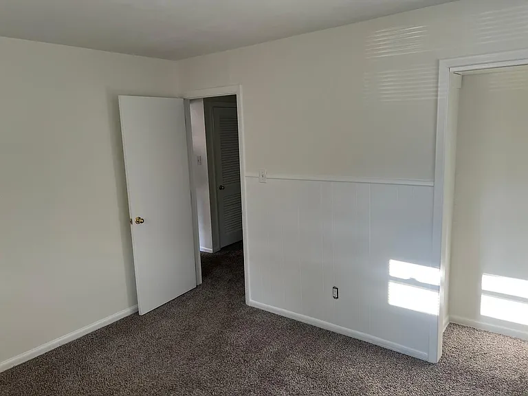 1450 Blaine Dr — Photo 7