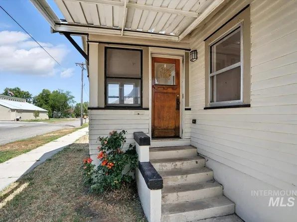 101 E 2nd St, Emmett, ID 83617