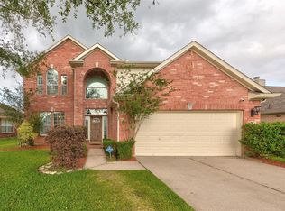 5426 Chase Wood Dr, Bacliff, TX 77518