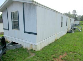 70 W End Dr, Franklin, NC 28734