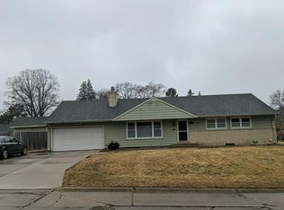 6624 Naomi Dr, Edina, MN 55439