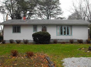 11102 Edison Rd, Osceola, IN 46561