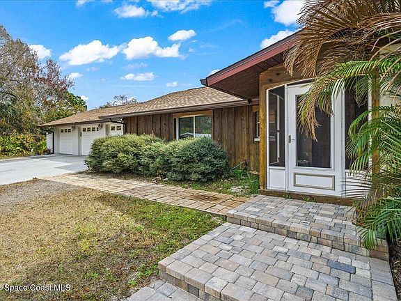 2nd image of 2365 Corey Rd