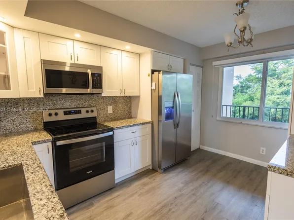 Undisclosed, Hollywood, FL 33027