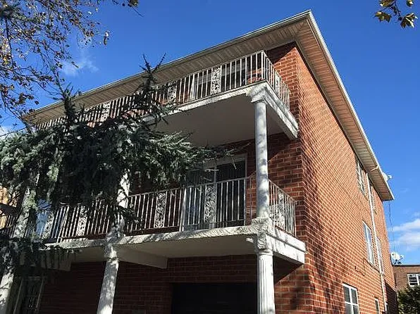 3049 79th St, East Elmhurst, NY 11370