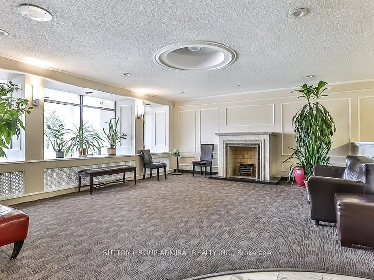 130 Neptune Dr #505 — Photo 24