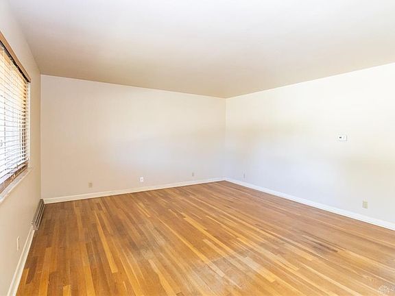 5th image of 1225 Highland Dr