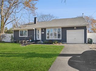 3107 Chestnut Avenue, Medford, NY 11763