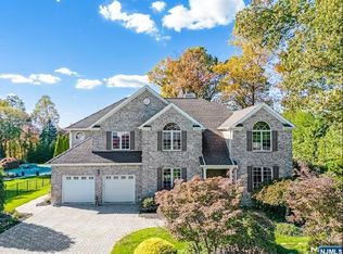 133 Rutherford Rd, Mahwah, NJ 07430