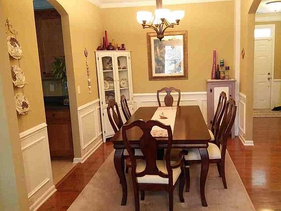3rd image of 5 Kelsey Glen Ln
