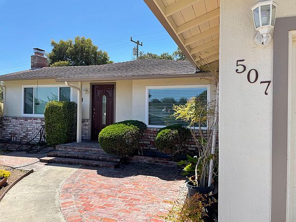 2nd image of 507 Mar Vista Dr