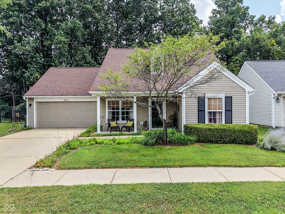 1st image of 2209 S Laurelwood Dr