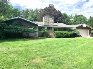 1108 W College Ave, Normal, IL 61761