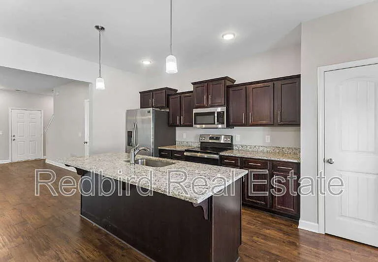 248 Rowlette Cir — Photo 9