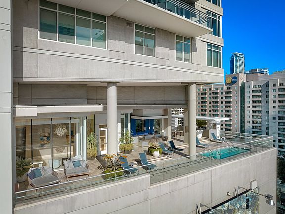 4th image of 717 W Olympic Blvd APT 2507