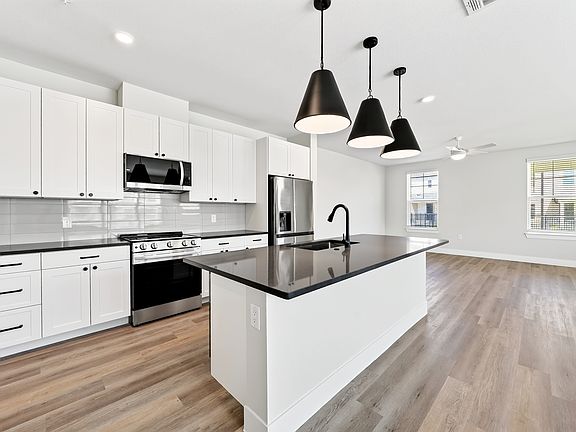 5th image of 2902 Serenity Ln
