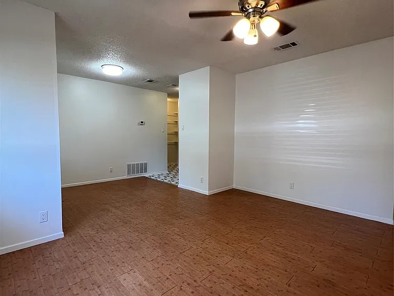 3403 Willowrun Cv #B — Photo 7
