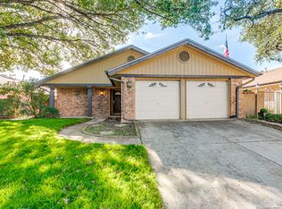 8907 Hetherington Dr, San Antonio, TX 78240
