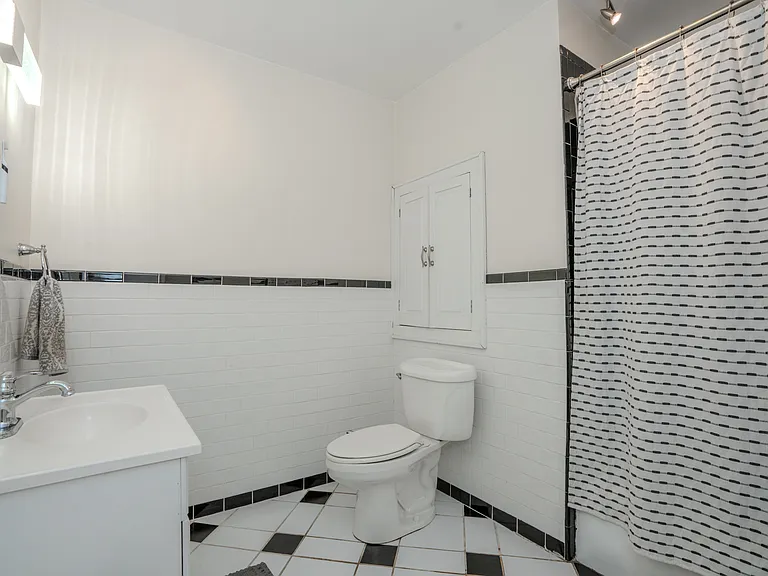 3577 Westminster Ave — Photo 21