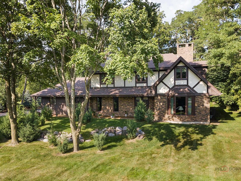 1st image of 27941 W Lakeview Dr N