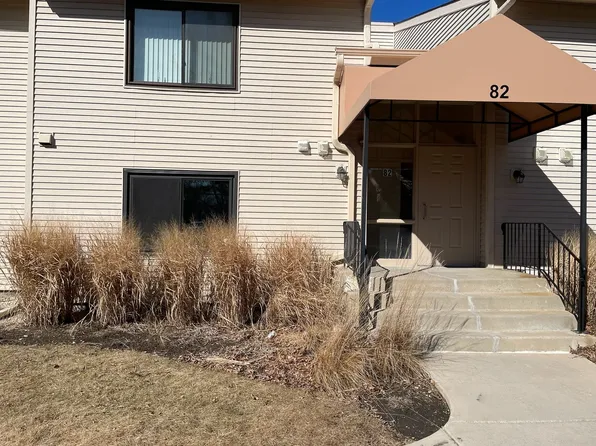 82 Commonwealth Ct APT 1, Vernon Hills, IL 60061