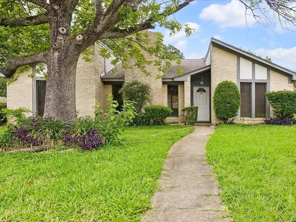 8222 Bayou Forest Dr, Houston, TX 77088