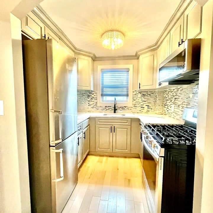 1st image of 146 Colonial Ave #2