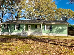 690 Forrester Dr, Greenville, SC 29607