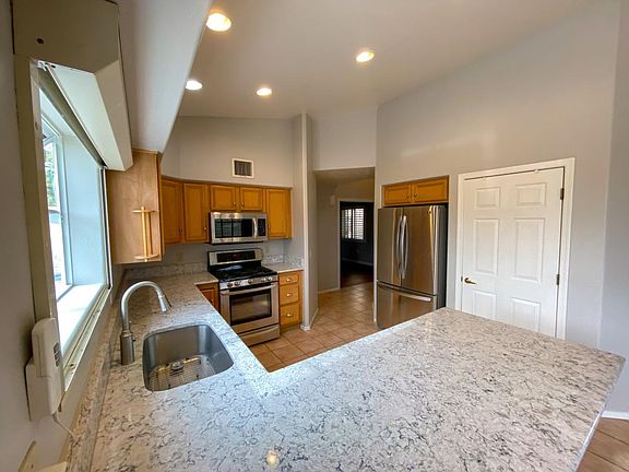 5th image of 10691 E Northern Crest Dr