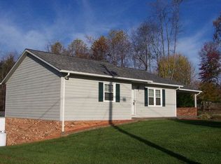 739 Hacketts Rd, Millers Creek, NC 28651