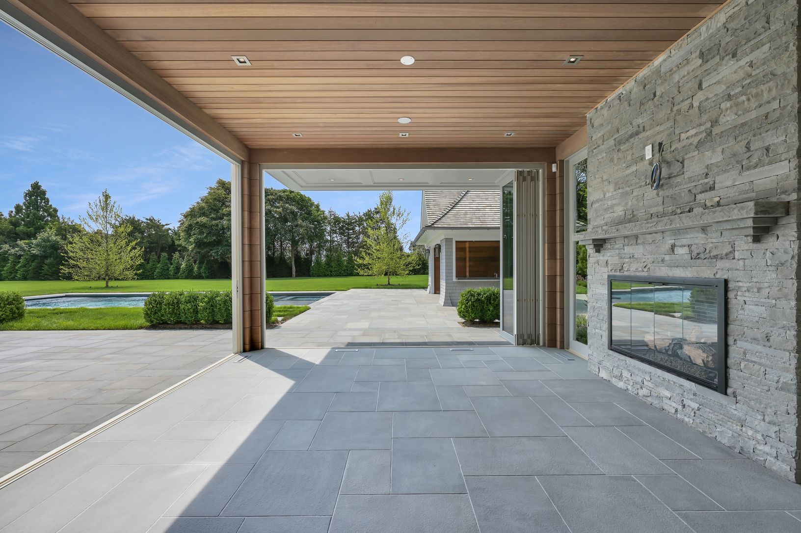  Four Seasons Room with Doors Open