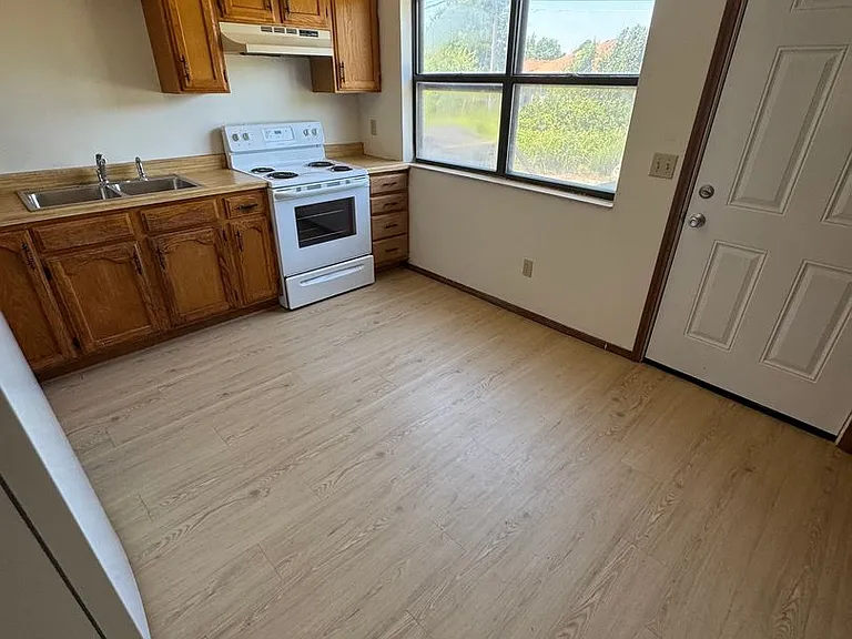 2991 W Village Ln #A-D — Photo 3
