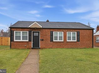 215 Sykes Rd, New Castle, DE 19720