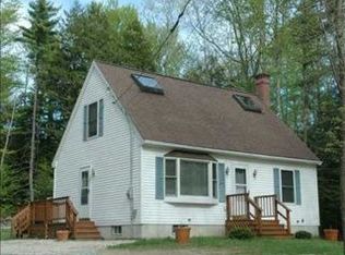 7 N Village Rd, Cape Neddick, ME 03902
